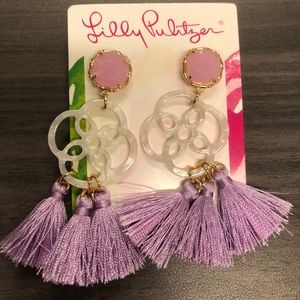 Lilly Pulitzer Sandpiper Earrings - Light Lilac
